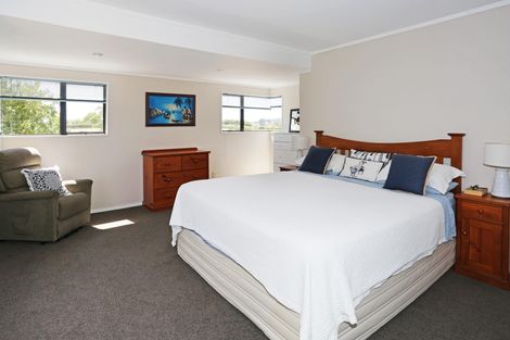 Photo of property in 382 Kingseat Road, Kingseat, Pukekohe, 2679