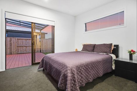 Photo of property in 267 Te Okuroa Drive, Papamoa, 3118