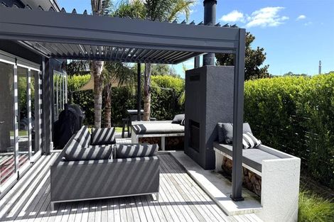 Photo of property in 106 Nikau Close, Matarangi, Whitianga, 3592