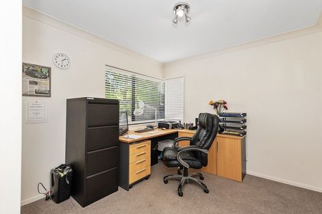 Photo of property in 19 Kingsway Crescent, Forest Lake, Hamilton, 3200