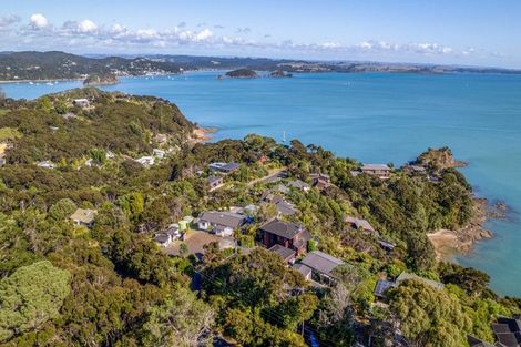 Photo of property in 202 Te Wahapu Road, Russell, 0272