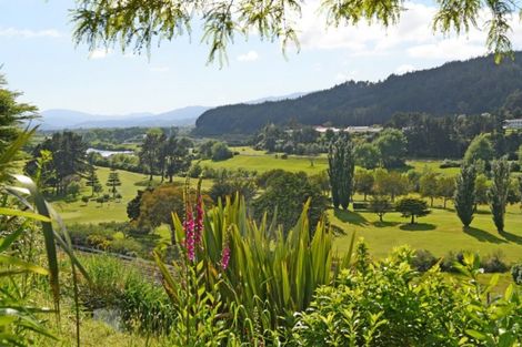 Photo of property in 49 Mcdougall Grove, Haywards, Lower Hutt, 5018