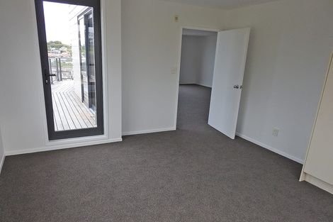 Photo of property in 67/68 Mountain Road, Mount Wellington, Auckland, 1072