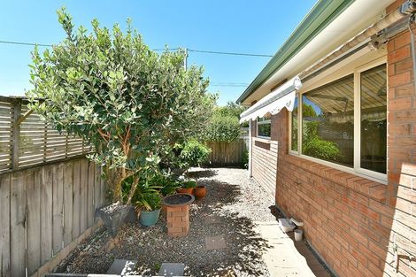 Photo of property in 15a Hatton Road, Orewa, 0931