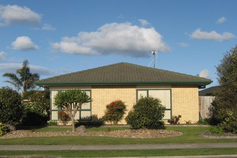 Photo of property in 112 Pacific View Road, Papamoa Beach, Papamoa, 3118