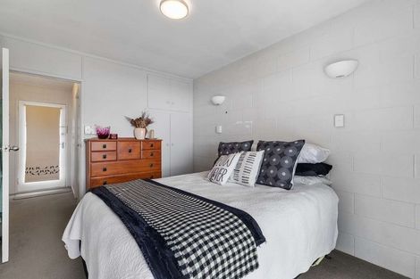 Photo of property in 10/32 Blockhouse Bay Road, Avondale, Auckland, 1026