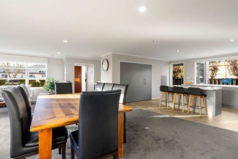 Photo of property in 49 Clare Street, Cambridge, 3434