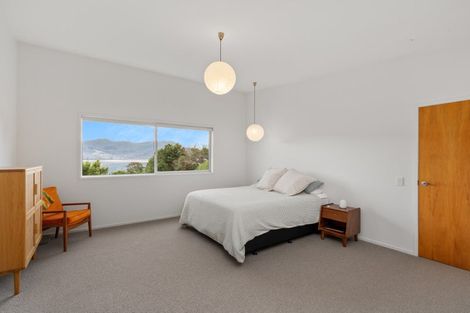 Photo of property in 35 Waikana Street, Broad Bay, Dunedin, 9014