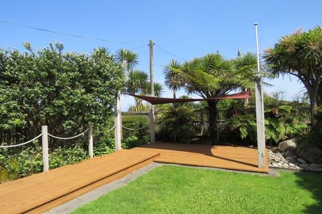 Photo of property in 24 Main Rd Ngakawau, Ngakawau, 7824