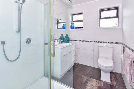 Photo of property in 15a Arthur Road, Hillpark, Auckland, 2102