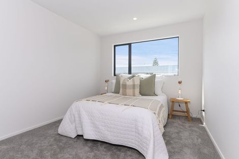 Photo of property in 19b Tawa Road, Te Atatu Peninsula, Auckland, 0610