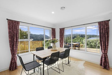 Photo of property in 85 Emerald Hill Drive, Birchville, Upper Hutt, 5018