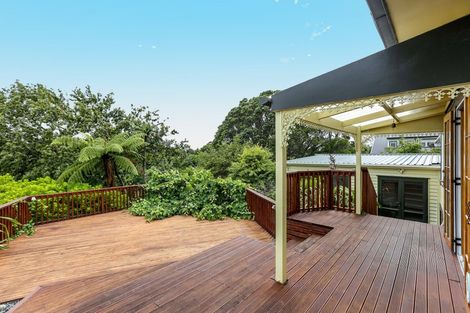 Photo of property in 12 Dorset Avenue, Westown, New Plymouth, 4310