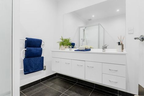 Photo of property in 1b Charlemont Street, Whitiora, Hamilton, 3200