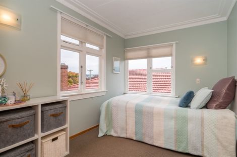 Photo of property in 16 Wycolla Avenue, Saint Clair, Dunedin, 9012