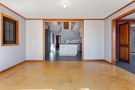 Photo of property in 144a High Street, Oxford, 7430