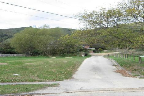 Photo of property in 10b Buller Grove, Naenae, Lower Hutt, 5011