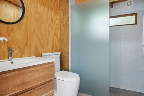 Photo of property in 135 Karewa Parade, Papamoa Beach, Papamoa, 3118