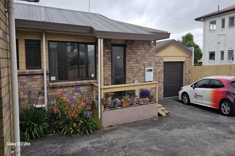 Photo of property in 39 Seddon Road, Frankton, Hamilton, 3204
