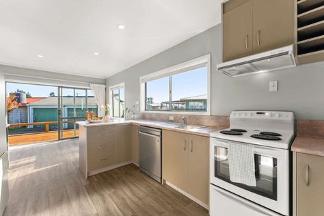 Photo of property in 9 Rimu Street, Edgecumbe, 3120