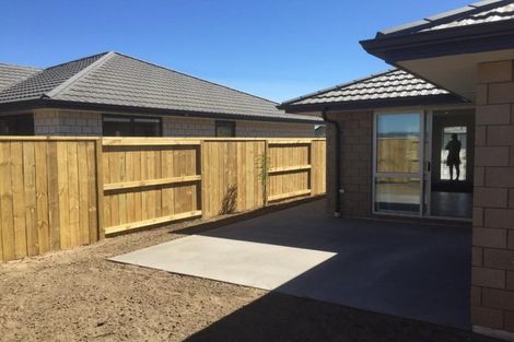 Photo of property in 10 Plate Lane, Papamoa, 3118