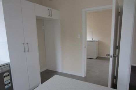 Photo of property in 28 Davidson Crescent, Tawa, Wellington, 5028