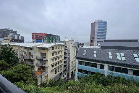 Photo of property in Avon Flats, 9/217 The Terrace, Wellington Central, Wellington, 6011