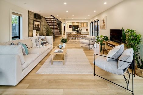 Photo of property in 37 Forres Street, Seatoun, Wellington, 6022