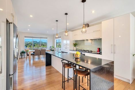 Photo of property in 49 South Kensington Way, Henderson, Auckland, 0612