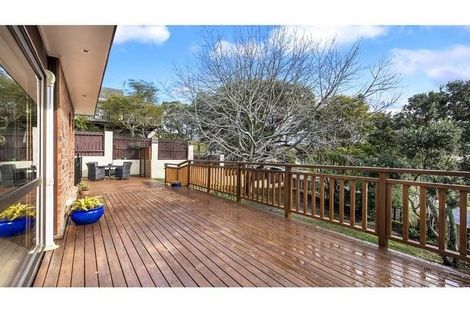 Photo of property in 1 Lynngate Place, Hillcrest, Auckland, 0627