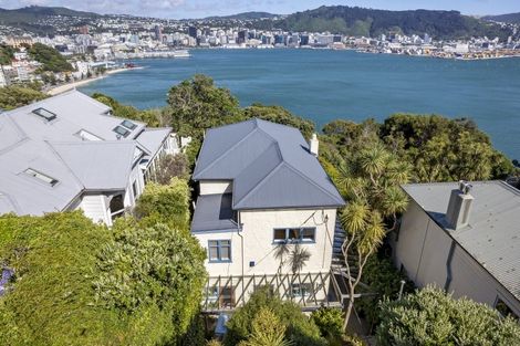 Photo of property in 38 The Crescent, Roseneath, Wellington, 6011