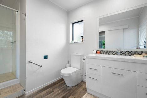 Photo of property in 36 North Road, Clevedon, Papakura, 2582