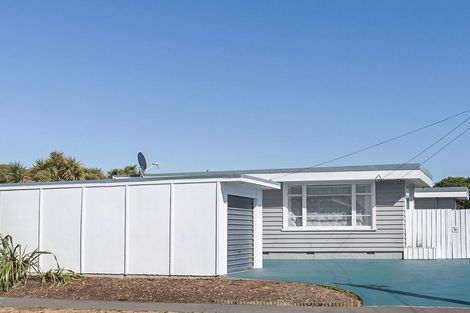 Photo of property in 103 Bassett Street, Burwood, Christchurch, 8083