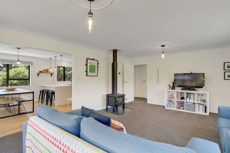 Photo of property in 16 Larsen Crescent, Tawa, Wellington, 5028