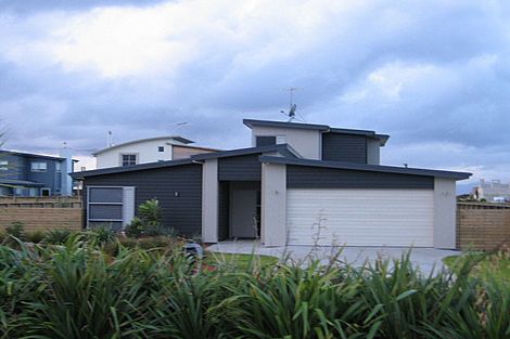 Photo of property in 29 Tohora Crescent, Omaha, 0986