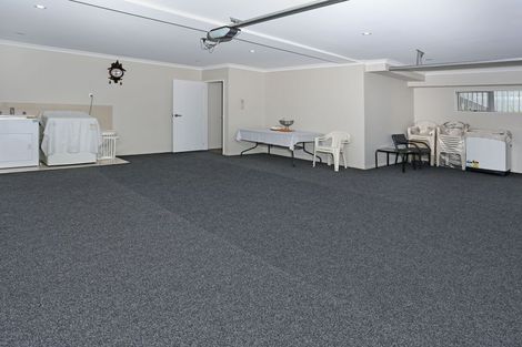 Photo of property in 16a Cedar Heights Avenue, Massey, Auckland, 0614