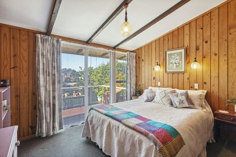 Photo of property in 24 Freyberg Crescent, Waikanae Beach, Waikanae, 5036