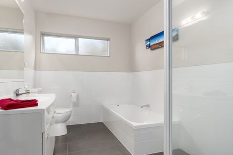 Photo of property in 10b Whitaker Street, Otumoetai, Tauranga, 3110