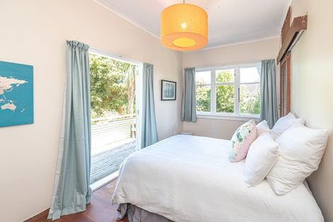 Photo of property in 18 Hutchison Crescent, Durie Hill, Whanganui, 4500