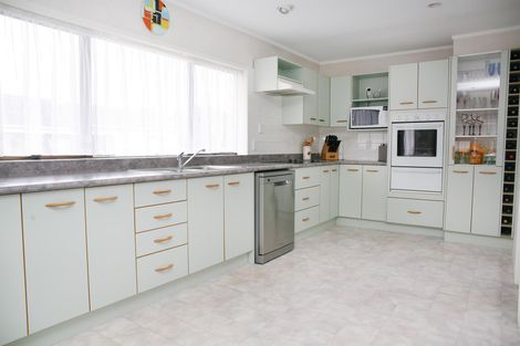 Photo of property in 80 Opaheke Road, Opaheke, Papakura, 2113