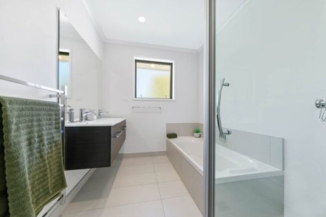 Photo of property in 9 Fitzgerald Road, Drury, 2113