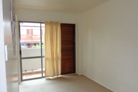 Photo of property in 3c/30 Westward Ho, Glen Eden, Auckland, 0602