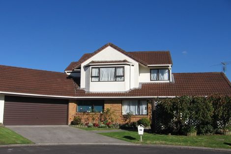 Photo of property in 23 Bosnyak Drive, Te Atatu South, Auckland, 0610
