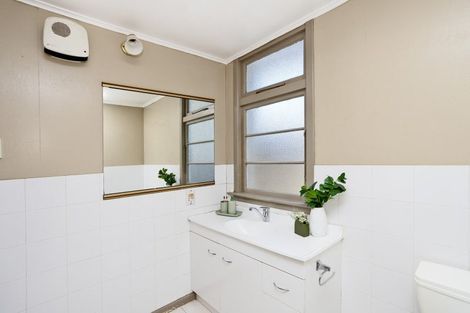 Photo of property in 27 Bullar Street, Grasmere, Invercargill, 9810