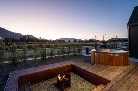 Photo of property in 18 Mason Street, Wanaka, 9305