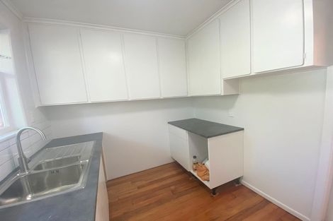 Photo of property in 2/39 Pah Road, Epsom, Auckland, 1023