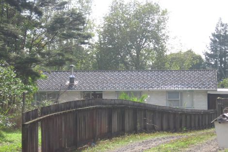 Photo of property in 21 Pendlebury Street, Green Bay, Auckland, 0604