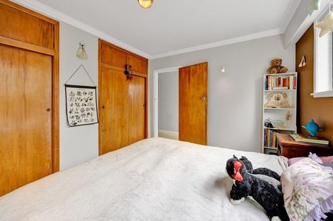 Photo of property in 17 Rawhiti Street, Vogeltown, New Plymouth, 4310