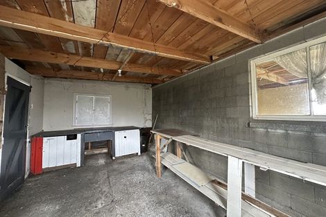 Photo of property in 33 Leicester Street, Cannons Creek, Porirua, 5024