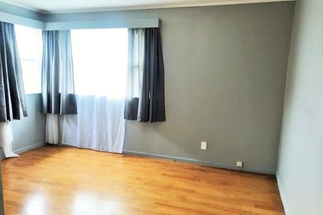 Photo of property in 1/24 Edinburgh Avenue, Rosehill, Papakura, 2113